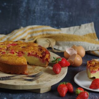 Aardbeien cake