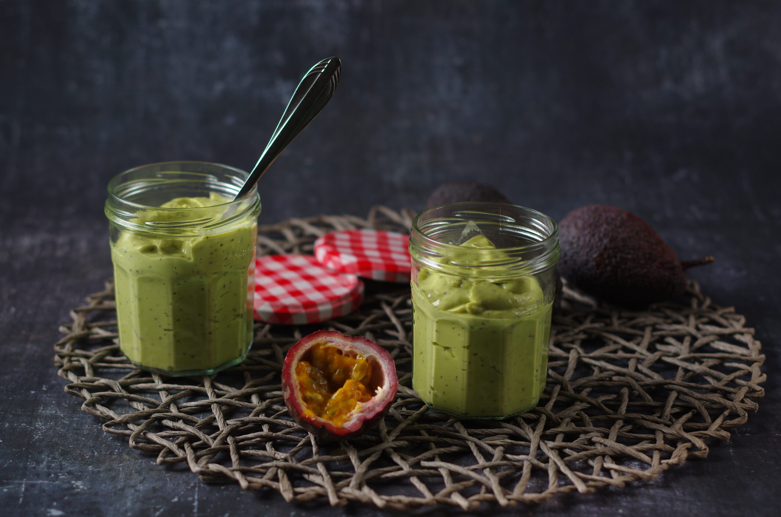 Smoothie avocado met passievrucht